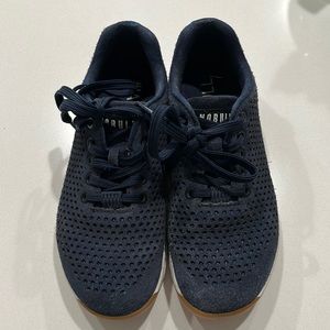 Blue suede NoBull shoe size 6.5